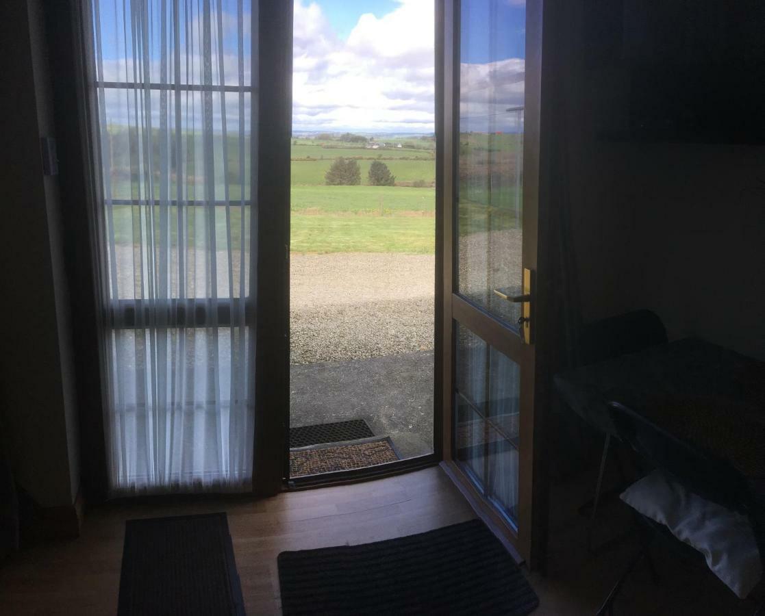 Baurleigh Studio Apartment P72F340 Lissaphooca Cross Roads Exterior foto