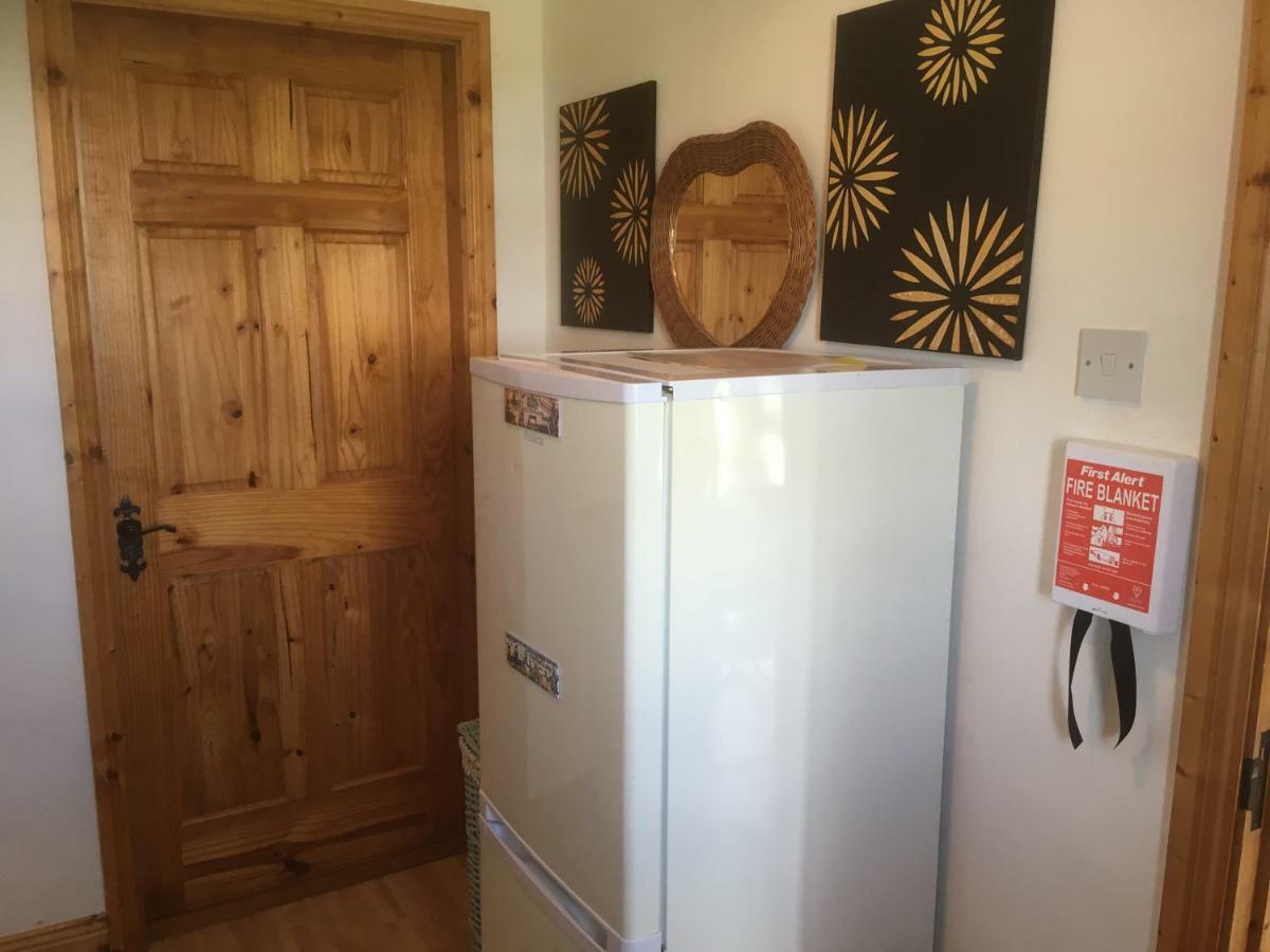 Baurleigh Studio Apartment P72F340 Lissaphooca Cross Roads Exterior foto